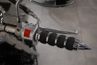 Suzuki VL 800 Intruder Volusia - hezký stav - 9