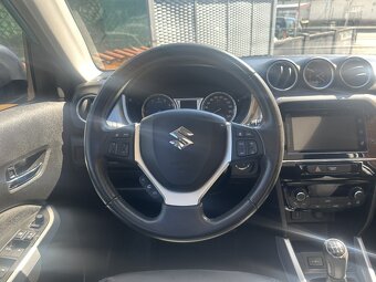 Suzuki Vitara 1.6i 88kW 4x4 AllGrip serviska - 9