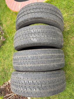 Prodám letní pneu Barum Vanis 2 215/65 R16 C - 9