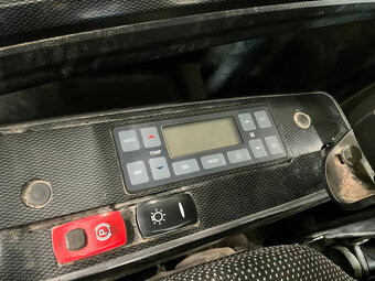 Prodám kolový minibagr Bobcat E 57W - 9