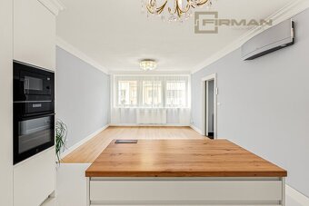 Prodej nadstandardního bytu 3kk s vlastním parkováním v žáda - 9