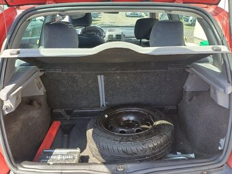 Renault clio 1.2 - 9