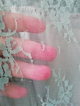 Zn., mladistvě působící, společenské šaty Lilly Mcbee, v. L - 9