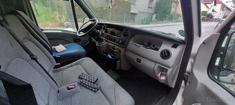 Renault Master 2,5 dci, vestavba spaní - 9