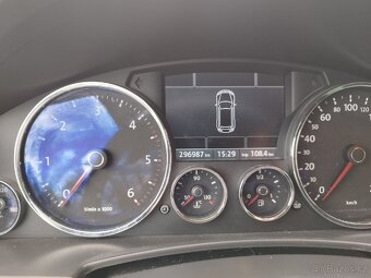 VW Touareg 3.0 TDi 176kw,R-Line, Manuál.2008,4x4. - 9