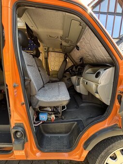 Prodám udržovanou obytnou dodávku Renault Master dCi150 - 9