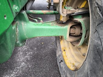 John Deere 7810 - 9