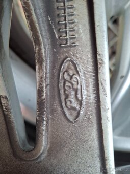 Alu kola 17" orig Ford + sada matek - 9