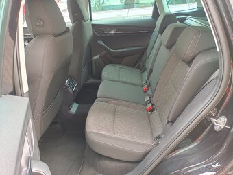 Škoda Karoq Style 2.0TDI 110kW 4x4 DSG ACC Keyless Tažné Qi - 9