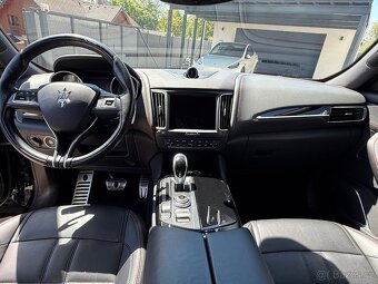 Maserati Levante SQ4 316 KW, autorizovaný servis, 81 000 km - 9