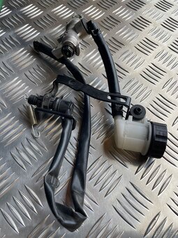 Náhradní díly Yamaha mt 125 2023 - 9