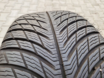 5x112 r18 kola mercedes a cla disky amg A CLA 18 alu 235 40 - 9