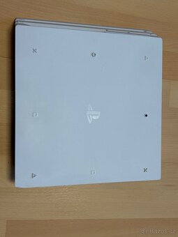 Herní konzole Sony PS4 Pro 1 TB – bílá - 9
