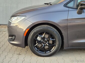 Chrysler pacifica "s" 2018 147km - 9