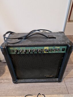 Kompletní set – Ibanez GSR200, efekty a kombo - 9