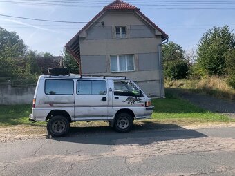 Mitsubishi L300 2.5L Benzin 4x4 - 9