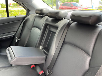 Mercedes-Benz Třídy C 1.8i 203 Kompressor sedan - 9