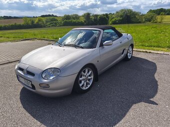 MG F 1,8i - 9
