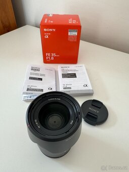 Objektiv SONY FE 35mm F1.8 NOVÝ - 9