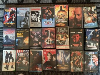 Prodám VHS Videokazety +800ks - 9