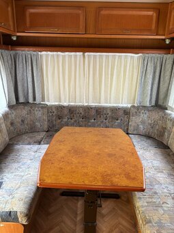 Karavan Wilk Deluxe - 9