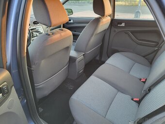 Focus 2 - 1.6 85kw, Sport, bezklíč., LED - 9