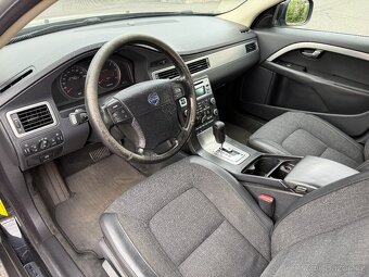 VOLVO XC70 2,4 D5 136kW AWD - 4x4 - Digi Klima - Automat - 9