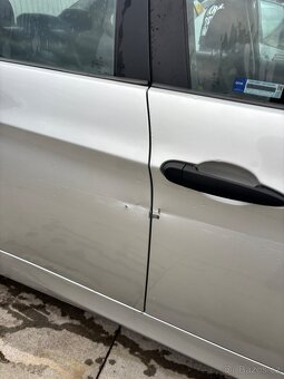 BMW e90 320i 110kw - 9