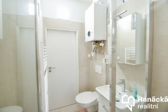 Pronájem bytu 2+kk, 43,4 m² – Ostružnická,... - 9