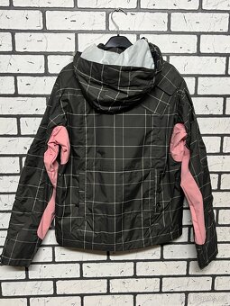 ÚŽASNÁ dámská lyžařská BUNDA DC za SUPER CENU - 9