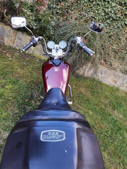 Hyosung GA 125 Cruise - 9