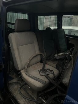 VW Transporter T5 1.9 BRR 62KW 2007 díly z vozu - 9