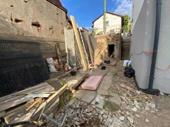 Provádíme kompletní rekonstrukce bytu a koupelen, plotu, atd - 9