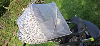Kočárek Stokke Trailz včetně bohatého příslušenství - 9