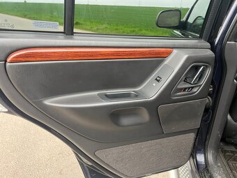 Jeep Grand Cherokee 3.1 - 9
