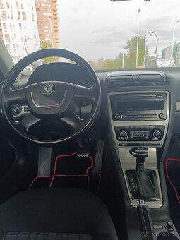 Škoda Octavia 2 DSG - 9