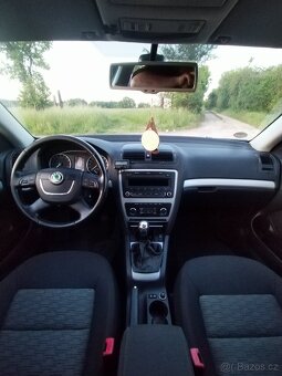 Škoda Octavia 2 1.6 tdi 77kw - 2011 - 9