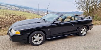 Ford Mustang - 9