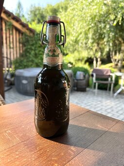 Sbírka originálních pivních lahví – plné, stáří 30 let - 9