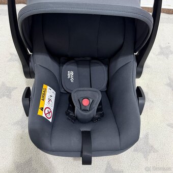 Autosedačka Britax Römer Baby-Safe Core 2023 Midnight Grey - 9