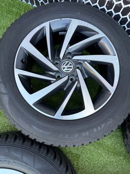 VW TIGUAN - 215/65 R17 ORIGINÁLNÍ ZIMNÍ SADA - 9