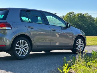 Volkswagen Golf 6 2.0 TDI - 9