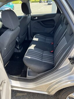 Ford Focus - 9