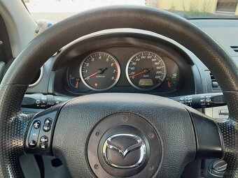 Mazda 2 - 9