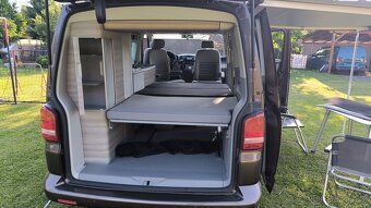 VW T5 California 2.0 TDI - 9
