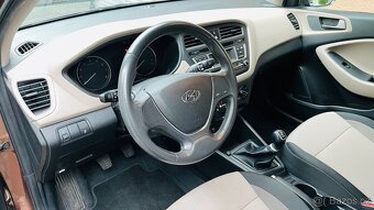 HYUNDAI i20 1.2 16V 55KW Comfort koupeno v CZ,jen 58 000km - 9