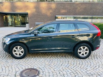 Volvo XC60 2.4 5V 4x4 AUT Bi XENONY VÝHŘEV FACELIFT SERVISKA - 9