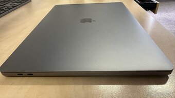 Apple MacBook Pro 16" Late-2019 (A2141) - 9
