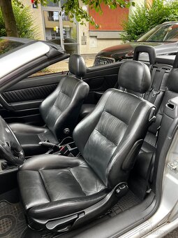 Opel Astra Cabrio 2.2 16v Bertone - 9