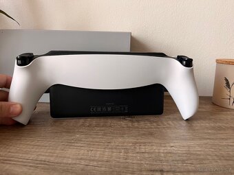 PlayStation 5 Portable - 9